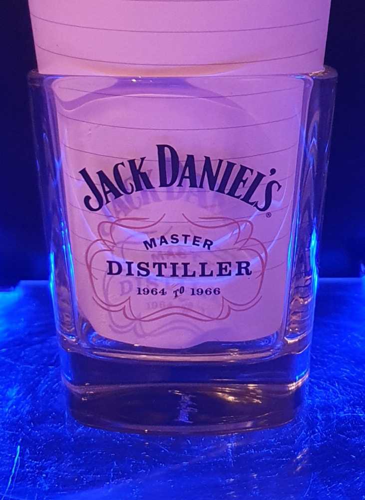 Master Distiller No.4 Jess C. Gamble - Jack Daniels Distillery alcohol collectible - Main Image 2