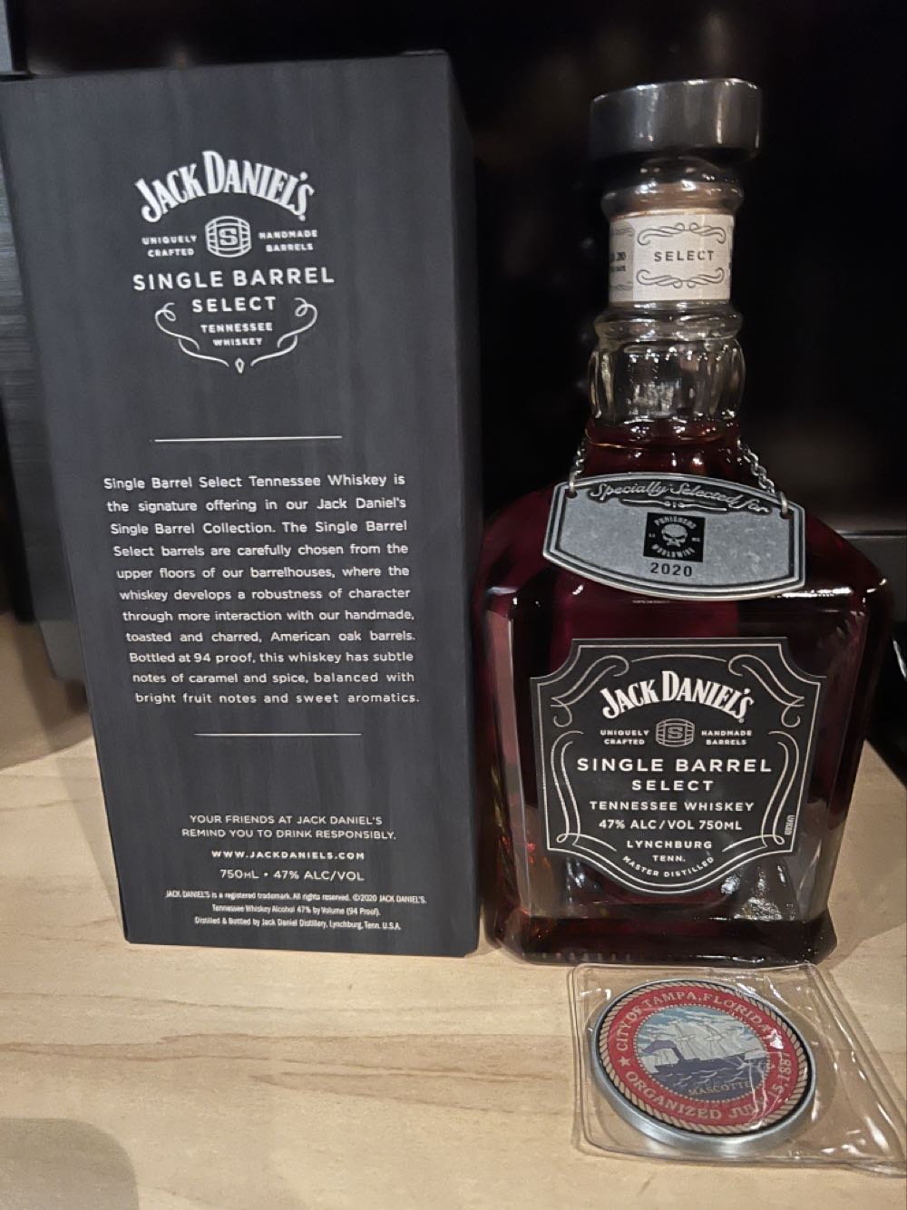 Punishers 2020  alcohol collectible [Barcode 082184087008] - Main Image 2