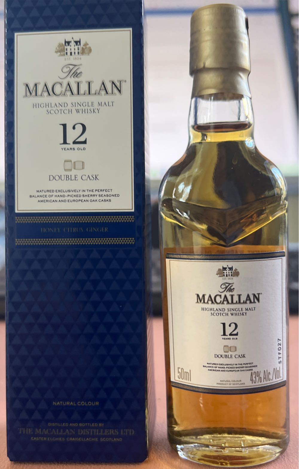 Macallan 12 Year Old Double Cask  (50 mL) alcohol collectible [Barcode 812066021857] - Main Image 3