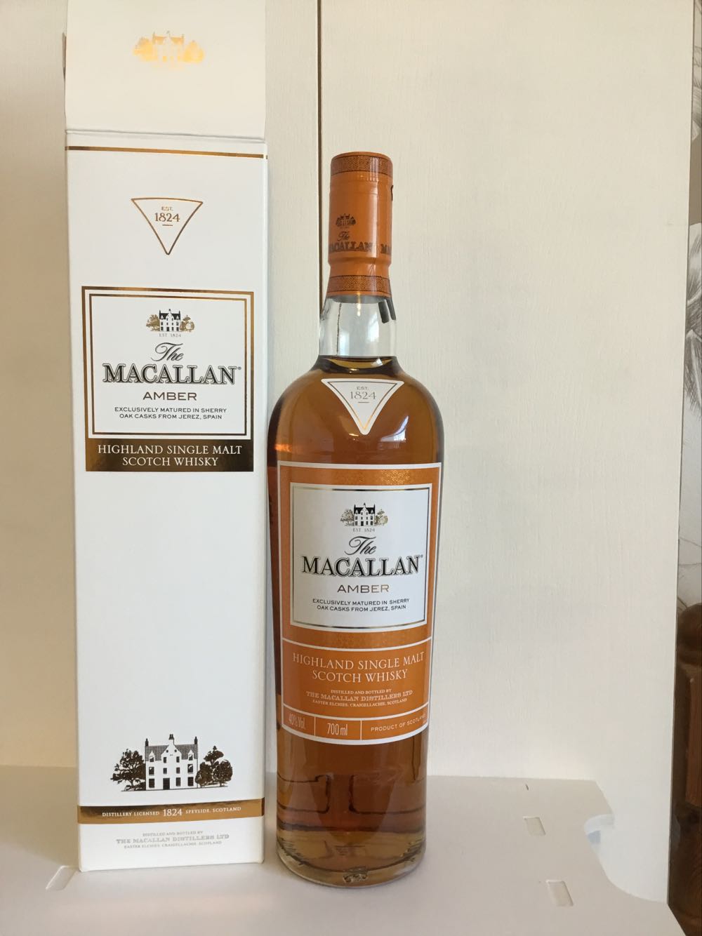 Archie Rose Signature Dry Gin ** 700ml