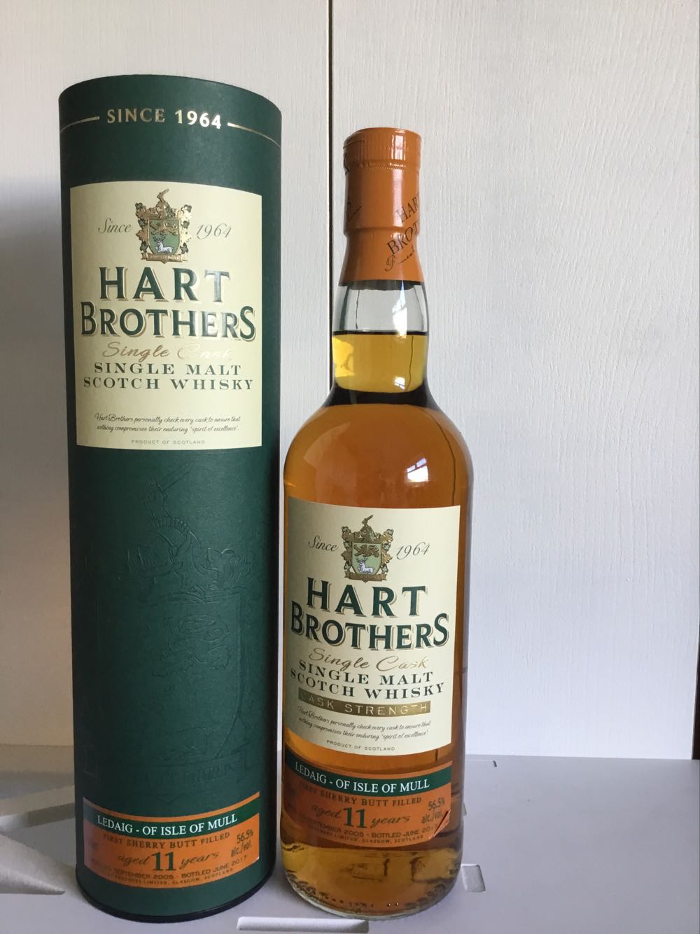 Budweiser Holiday Stein”holiday At The Capitol” Gift Savings Bundle Set.