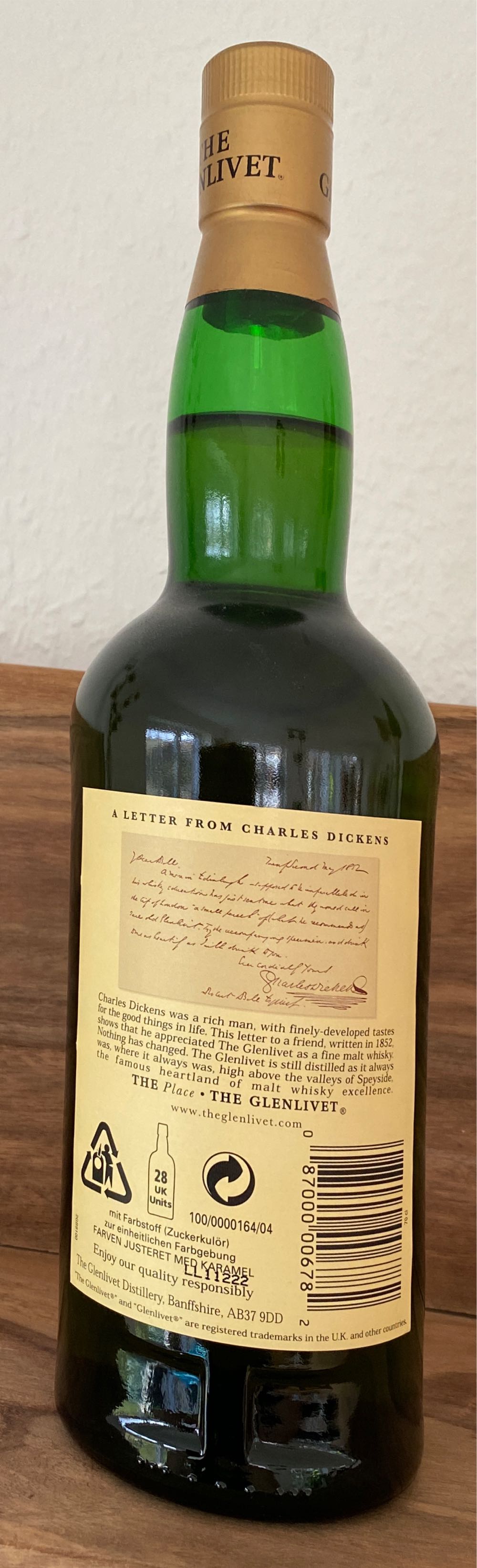 The Glenlivet 12 - The Glenlivet Distillery (700 mL) alcohol collectible [Barcode 087000006782] - Main Image 2