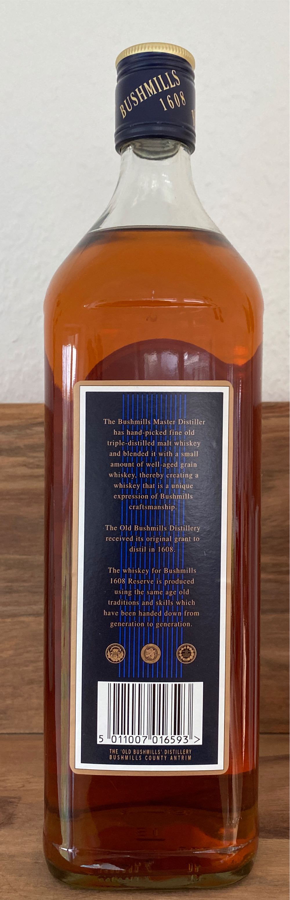 Bushmills 1608 Reserve - The Old Bushmills’ Distillery (1 L) alcohol collectible [Barcode 5011007016593] - Main Image 2