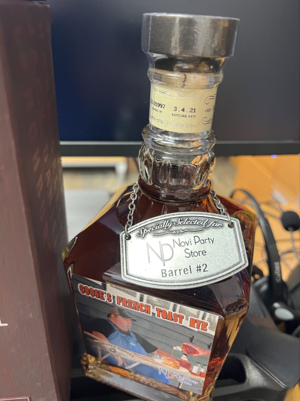 NP Novi Party Store Barrel#2 Goose’s French Toast Rye - Jack Daniel Distillery (750 mL) alcohol collectible [Barcode 082184004272] - Main Image 3