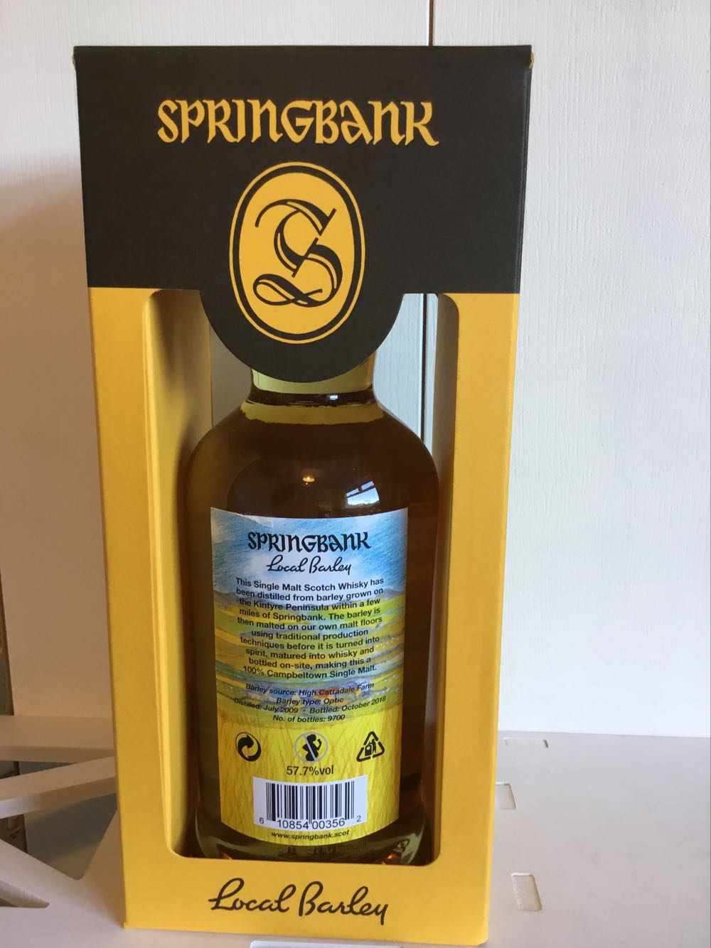 Springbank 9 Years Local Barley 57.7% - Springbank Distillery alcohol collectible [Barcode 610854003562] - Main Image 2