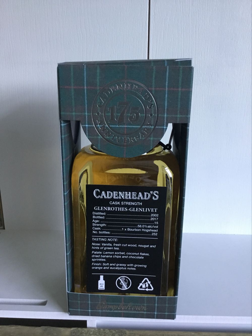 Glenrothes-Glenlivet 15yo 58% 2017 Cadenheads Single Cask - The Glenrothes Distillery alcohol collectible - Main Image 2