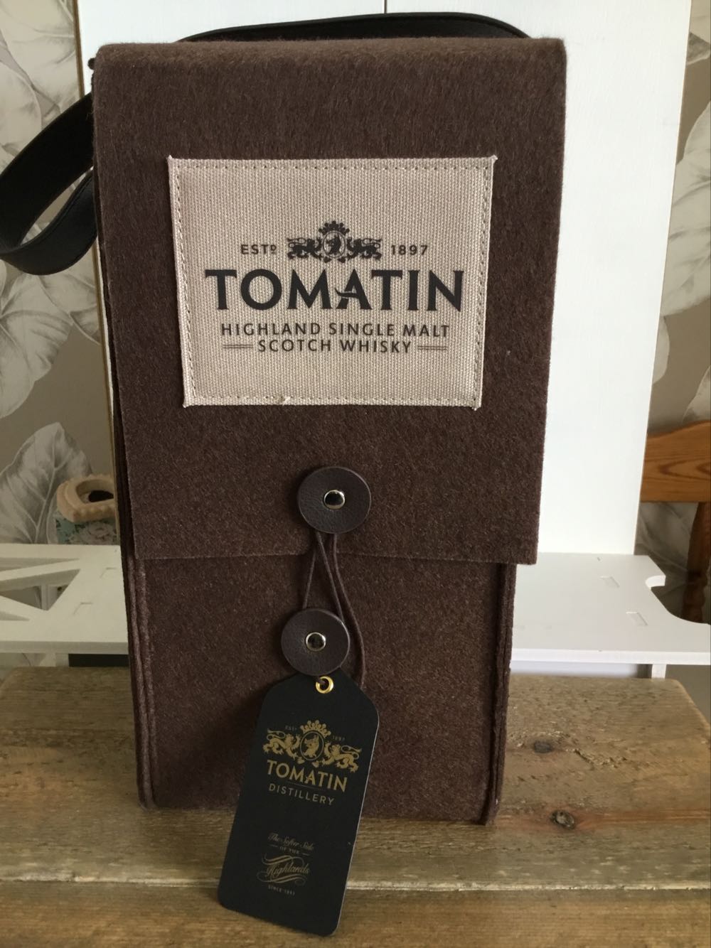 Tomatin 30yo Bottle Number 1 Batch 4 46% - The Tomatin Distillery Company Ltd alcohol collectible - Main Image 4