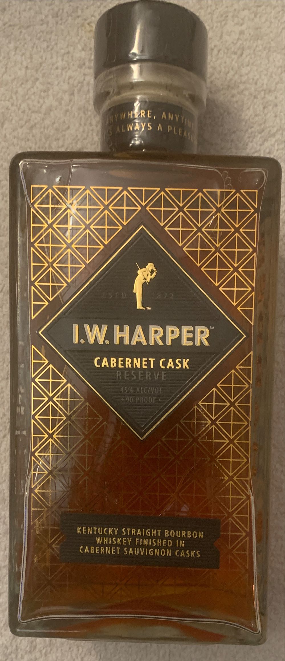 I.W. Harper Cabernet Cask Reserve - I.W. Harper Distilling Company, Louisville, KY (750 mL) alcohol collectible [Barcode 082000796053] - Main Image 2