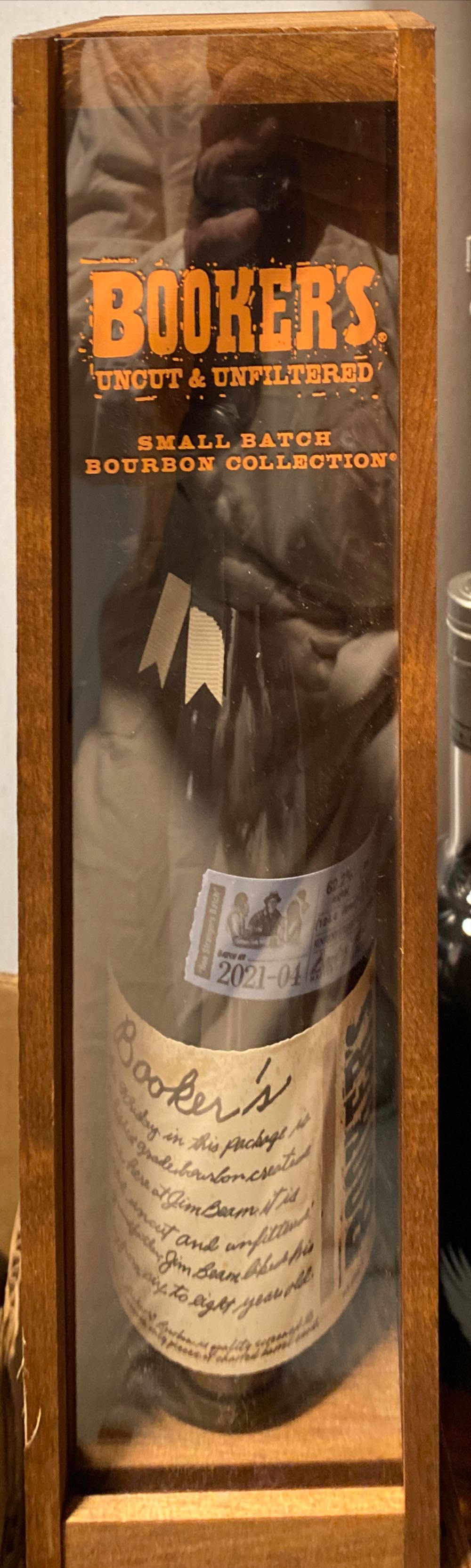Booker’s 2022-04  “Pinkie’s Batch” - Bookers (750 mL) alcohol collectible [Barcode 080686011408] - Main Image 3