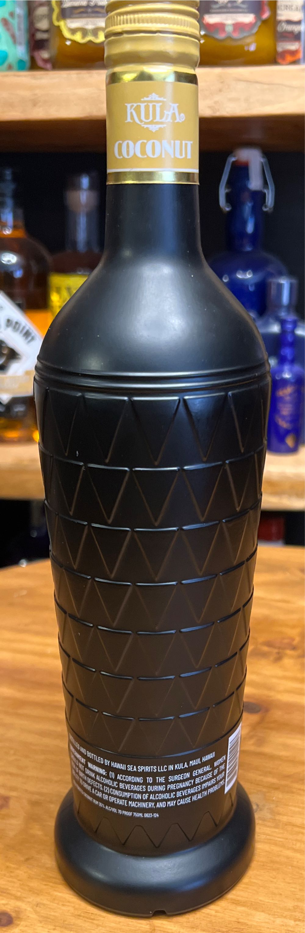 Kula Toasted Coconut Hawaiian Rum - Hawaii Sea Spirits (750 mL) alcohol collectible [Barcode 856695001248] - Main Image 2