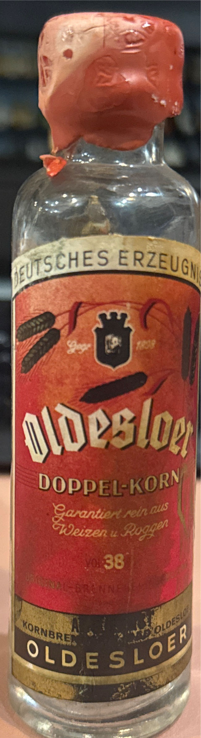 Oldesloer Doppelkorn - August Ernst (700 mL) alcohol collectible - Main Image 2