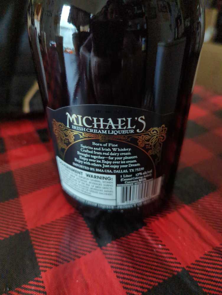 Michael’s Irish Cream Liqueur  alcohol collectible [Barcode 736040000822] - Main Image 2