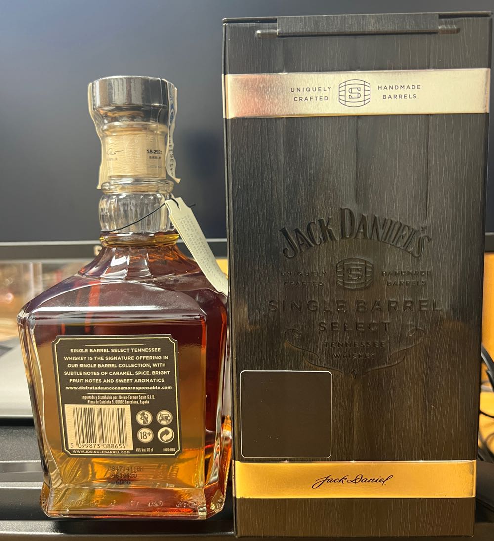 Single Barrel Metal Tin 2018 - Jack Daniel’s Distillery, Lynchburg, TN (700 mL) alcohol collectible - Main Image 3