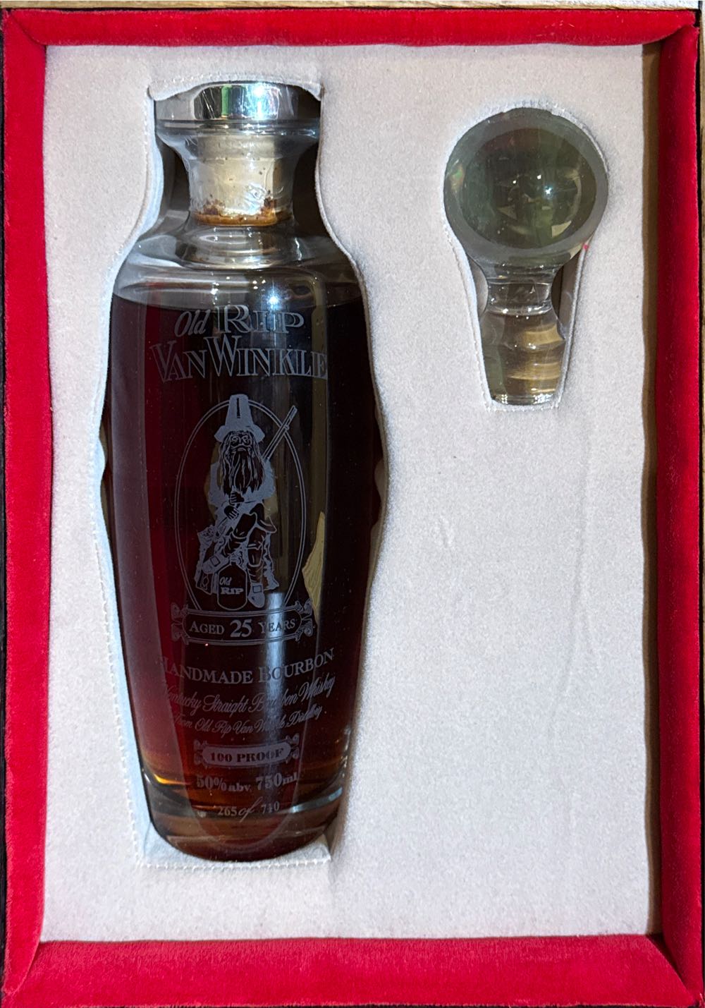 Old Rip Van Winkle 25 Year - Buffalo Trace Distillery (750 mL) alcohol collectible - Main Image 2