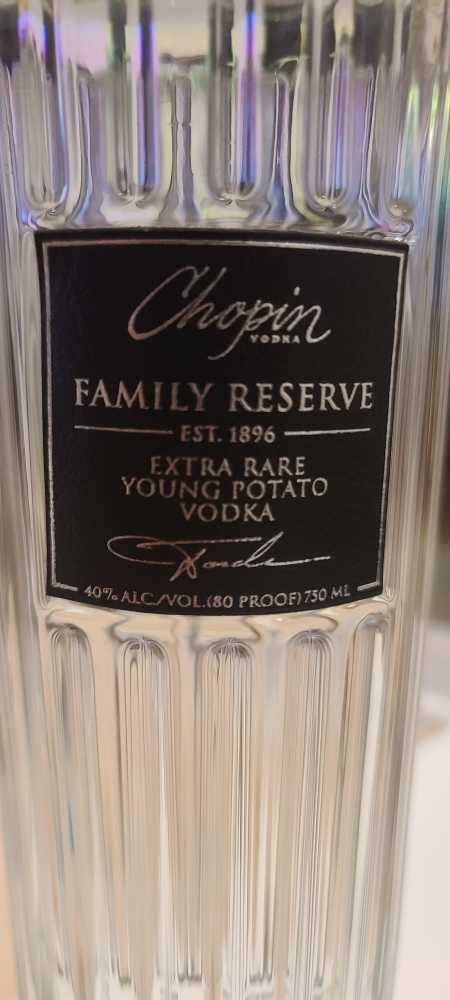 Chopin Family Reserve  - Chopin (750 mL) alcohol collectible [Barcode 852935001733] - Main Image 2