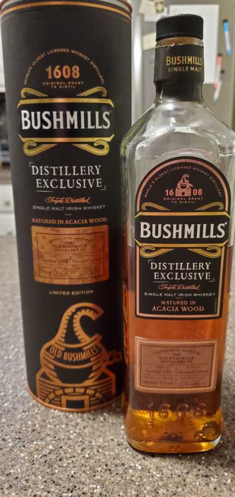 Bushmills Distillery Exclusive - Old Bushmills Distillery (750 mL) alcohol collectible [Barcode 5055966800176] - Main Image 1