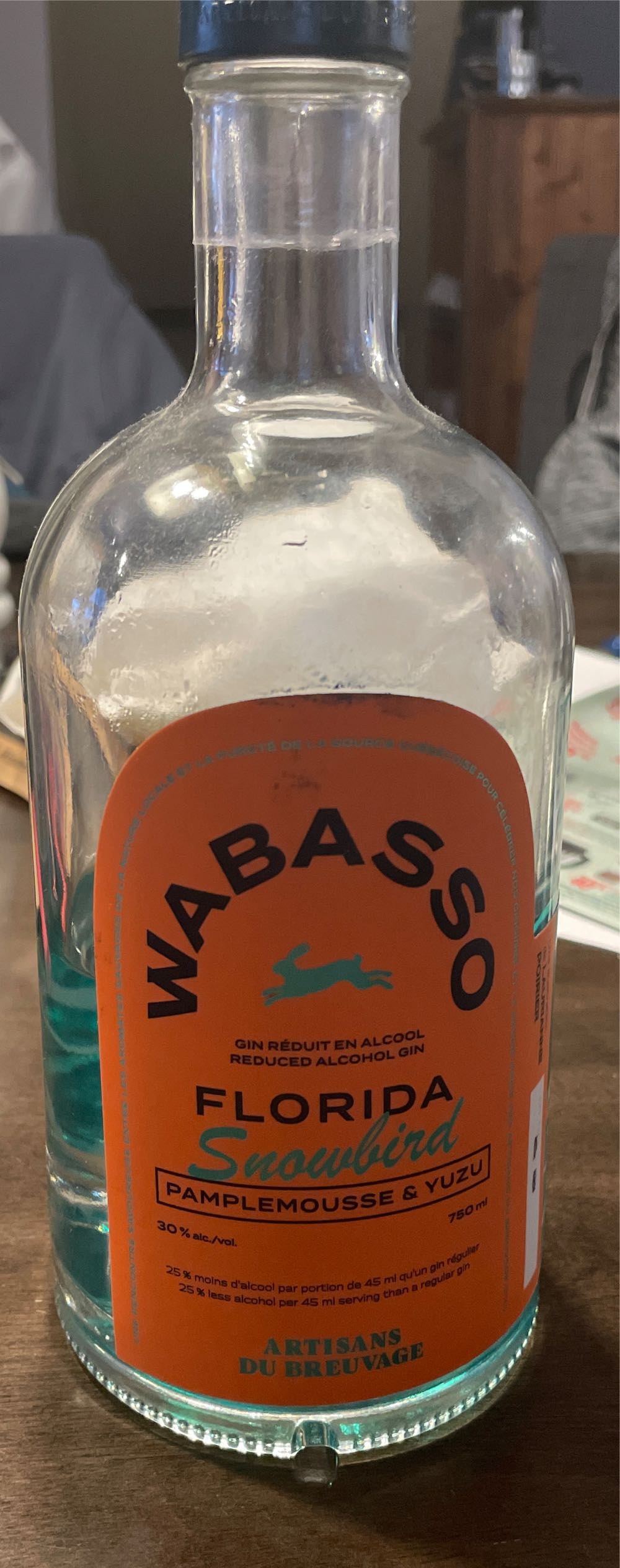 Wabasso Florida Snowbird Gin - Wabasso alcohol collectible [Barcode 6282503720157] - Main Image 2