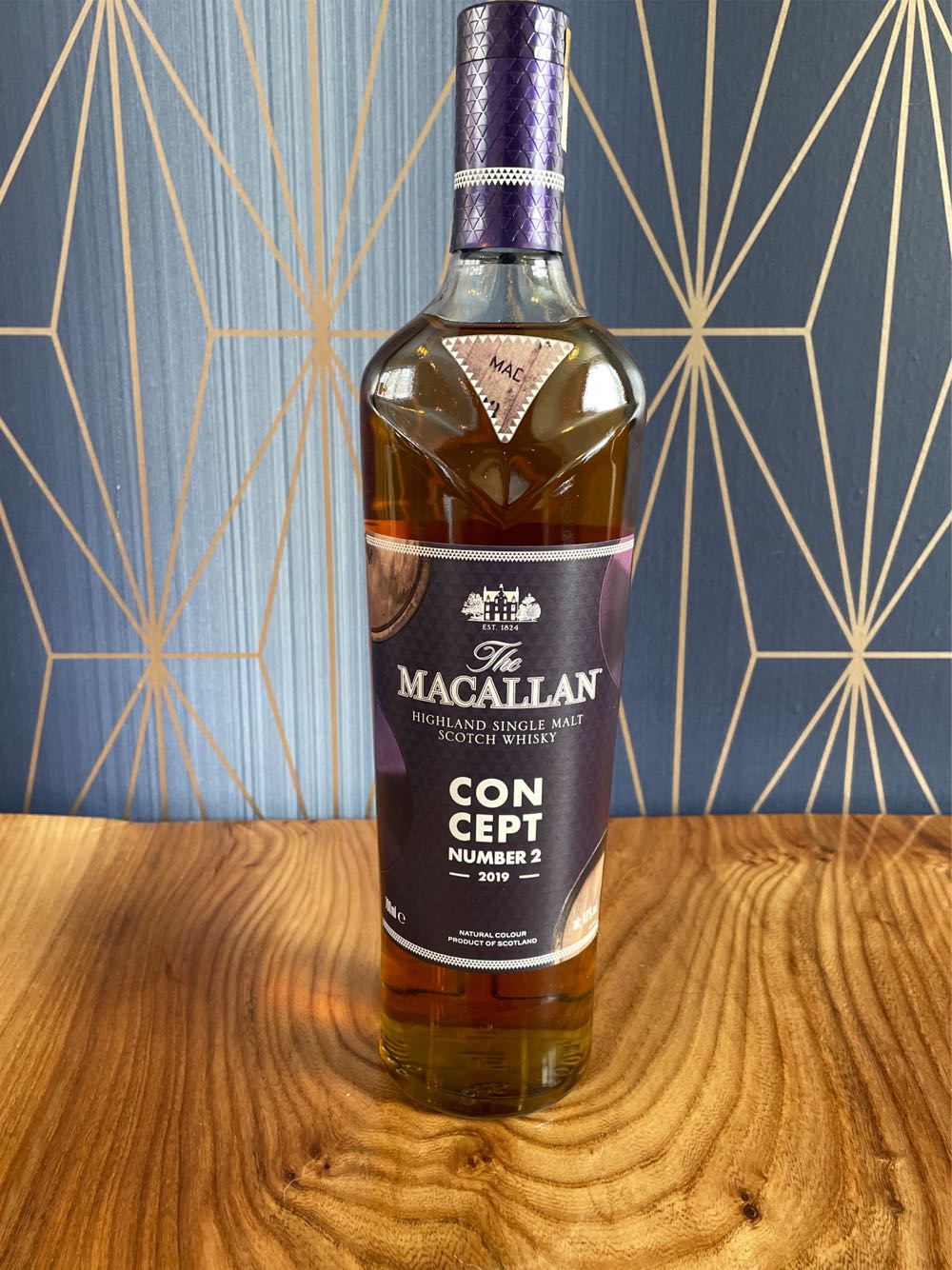 MACALLAN Concept N2 2019 Highland Single Malt Scotch Whisky - The Macallan Distillery (700 mL) alcohol collectible [Barcode 5010314308780] - Main Image 2