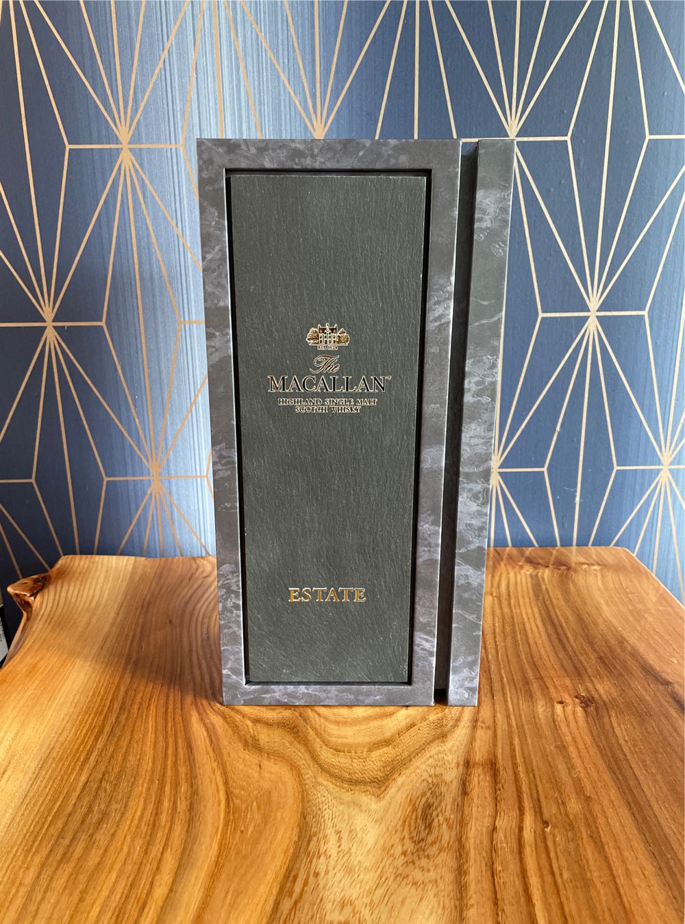 Macallan Estate - The Macallan Distillery (750 mL) alcohol collectible [Barcode 5010314307899] - Main Image 3