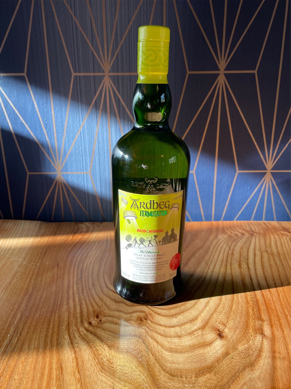 Ardbeg Fermutation Ratings And Reviews Whiskybase - Ardbeg Distillery (700 mL) alcohol collectible [Barcode 5010494964714] - Main Image 2