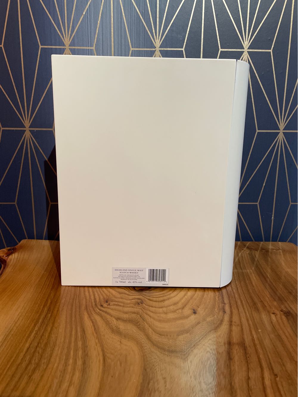 Macallan The Macallan Folio 5 The Archival Series Folio - Macallan (700 mL) alcohol collectible [Barcode 5010314308940] - Main Image 4