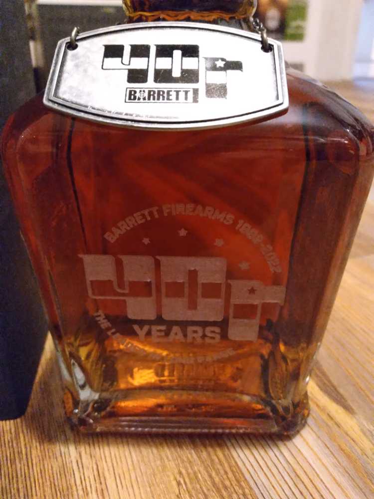 Barrett 40 year anniversary  - Jack Daniel Distillery (750 mL) alcohol collectible - Main Image 3
