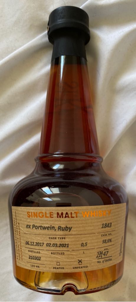 St.Kilian Whisky Z Privat Cask 1843 Ex Portwein Ruby - St.Kilian (0,5L) alcohol collectible - Main Image 2