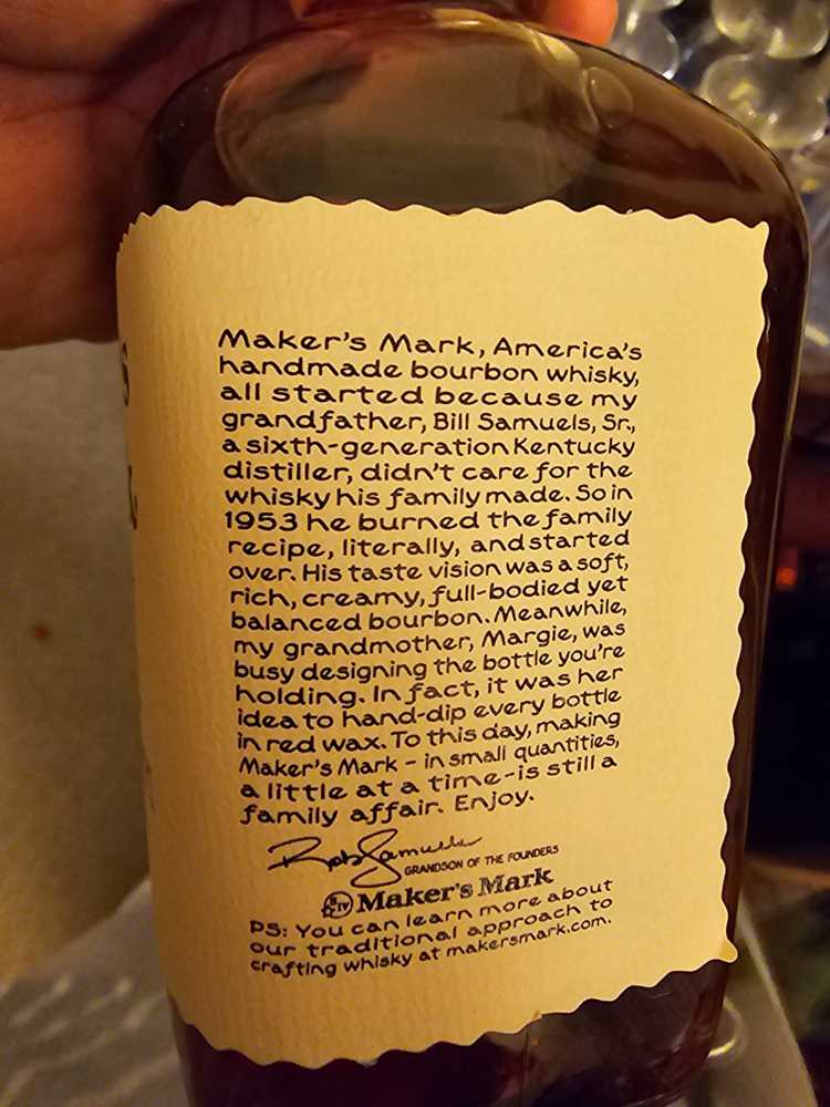 Maker’s Mark Bourbon Whisky - The Makers Mark Distillery, Inc. (750 mL) alcohol collectible [Barcode 085246139431] - Main Image 2