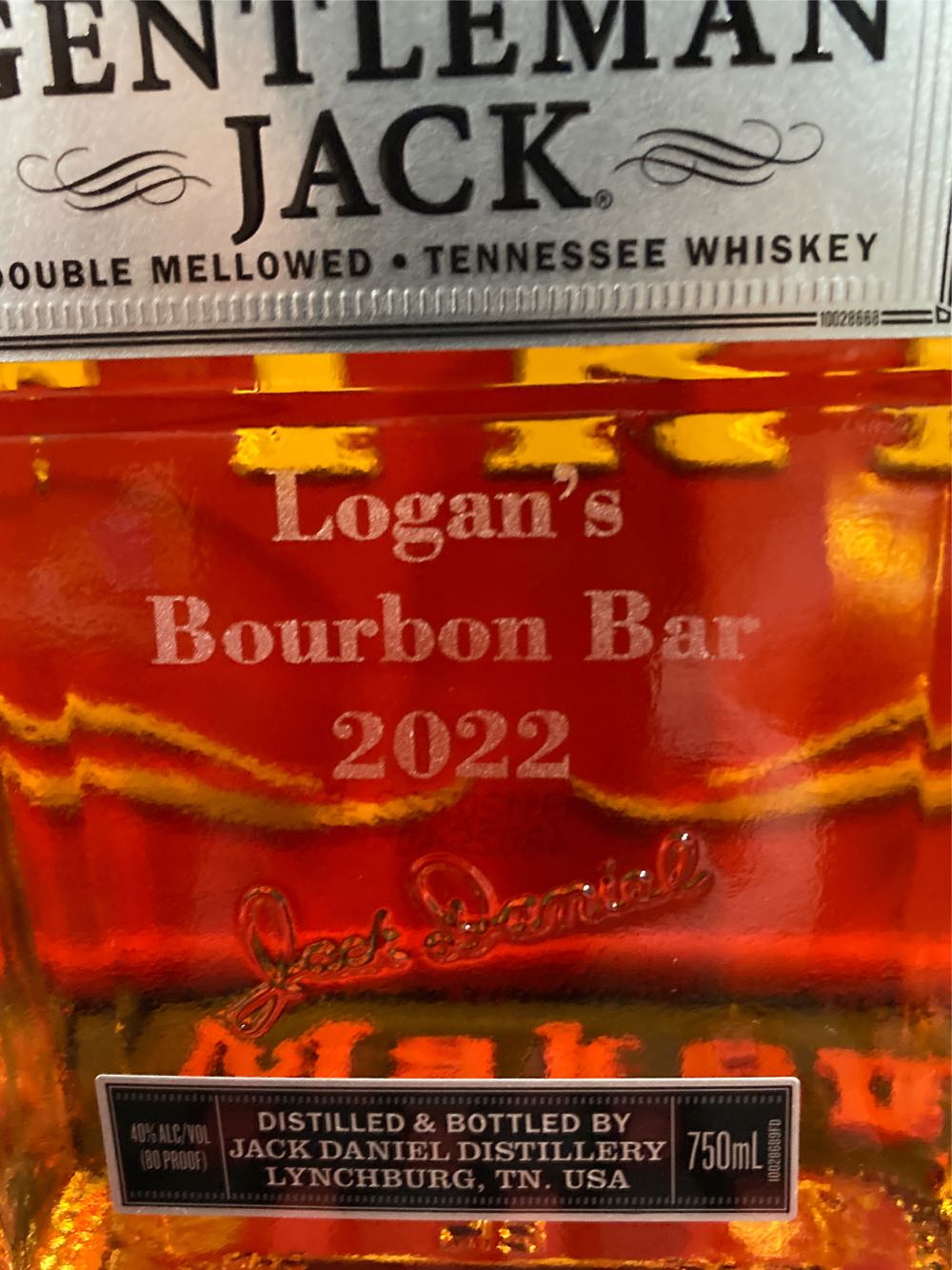 Jack Daniel’s Gentleman Jack - Jack Daniel‘s Distillery (750 mL) alcohol collectible [Barcode 082184038727] - Main Image 2