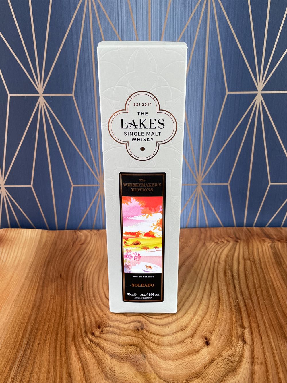 Lakes soleado - THE LAKES (700 mL) alcohol collectible [Barcode 5060307843804] - Main Image 2