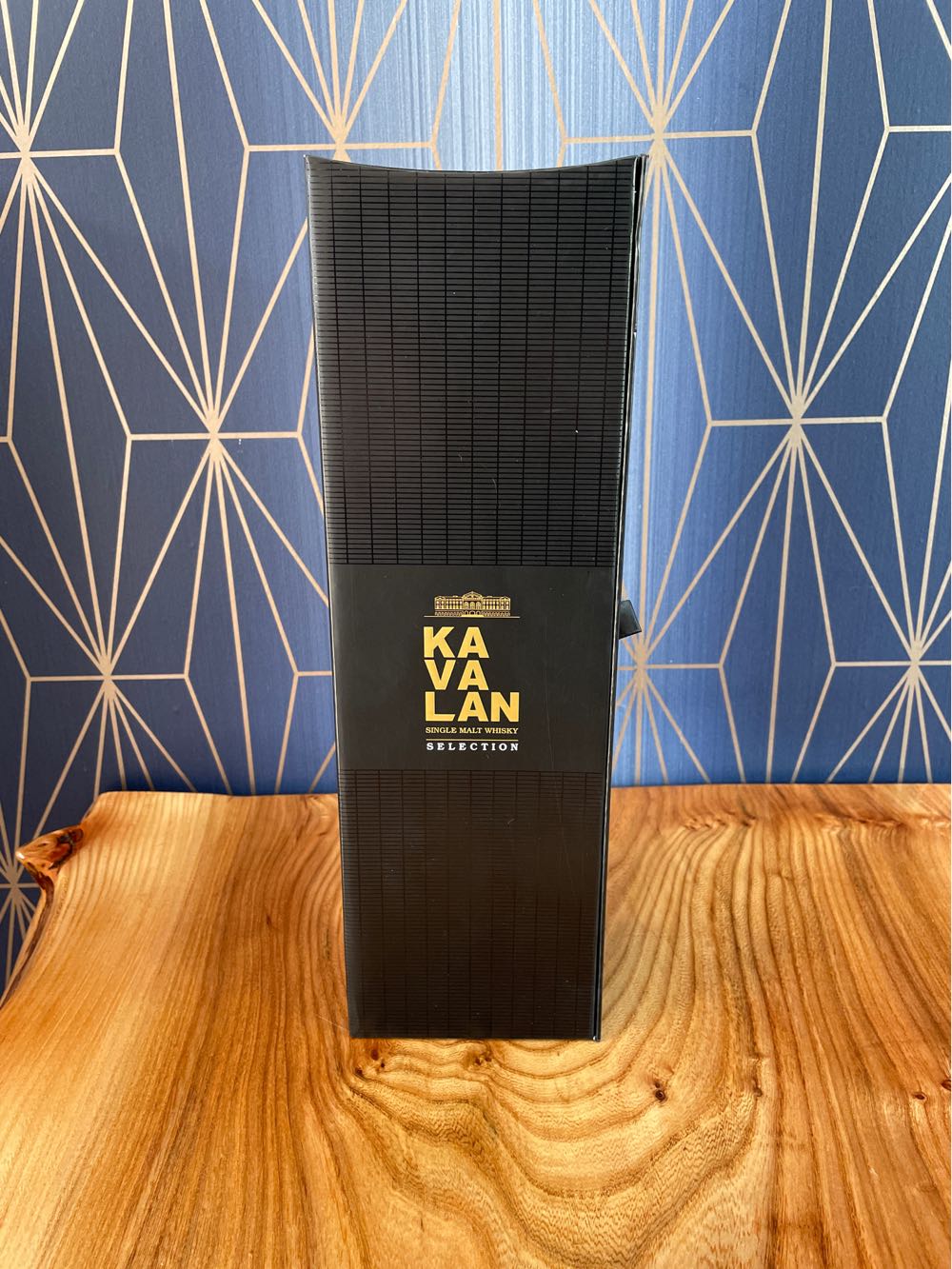 Kavalan Solist Port - Taiwan (700 mL) alcohol collectible [Barcode 4710085224920] - Main Image 3