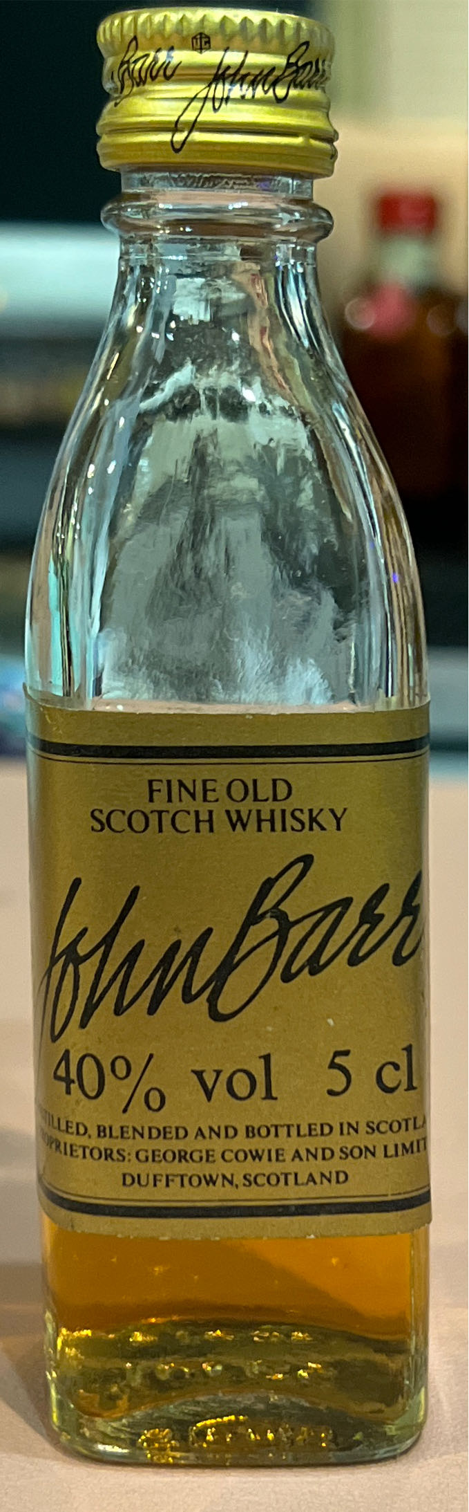 John Barr Reserve Blend  alcohol collectible [Barcode 087647113249] - Main Image 2