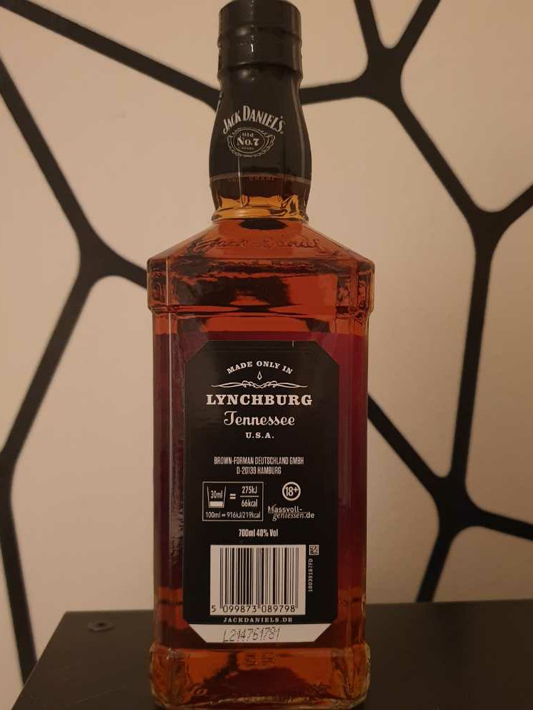 Black Label - 70cl - Jack Daniel’s Distillery, Lynchburg, TN (700 mL) alcohol collectible [Barcode 5099873089798] - Main Image 2