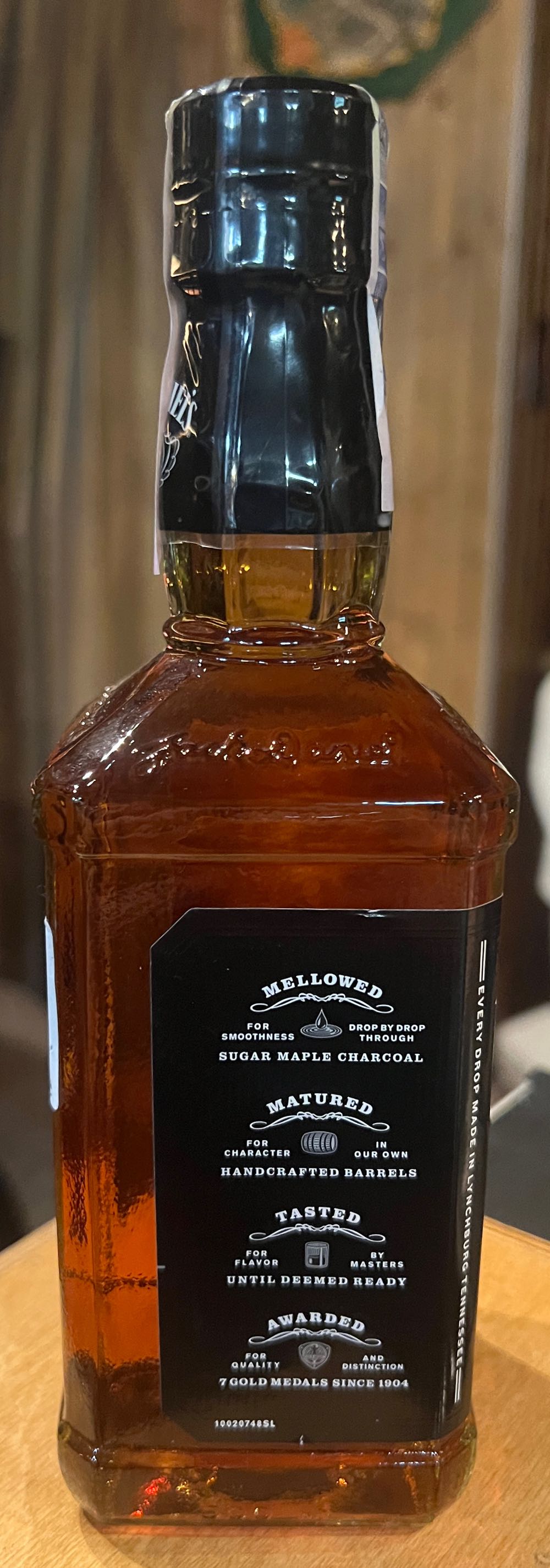 Black Label - Jack Daniels Distillery (500 mL) alcohol collectible [Barcode 5099873046067] - Main Image 4