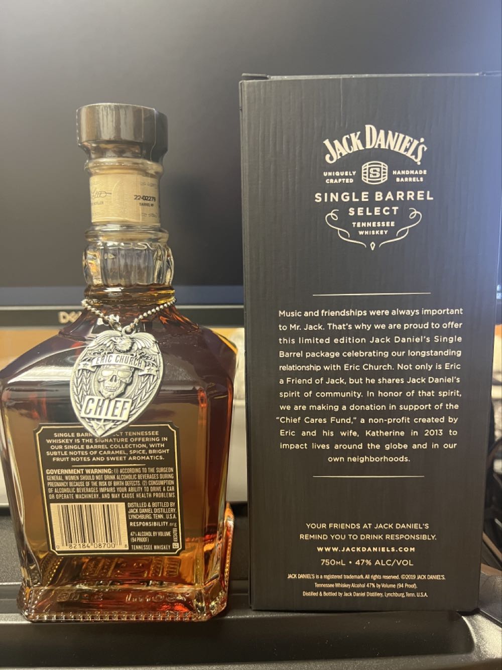 Eric Church 2022 Plain Bottle - Jack Daniel’s Distillery, Lynchburg, TN (750 mL) alcohol collectible [Barcode 082184087008] - Main Image 3