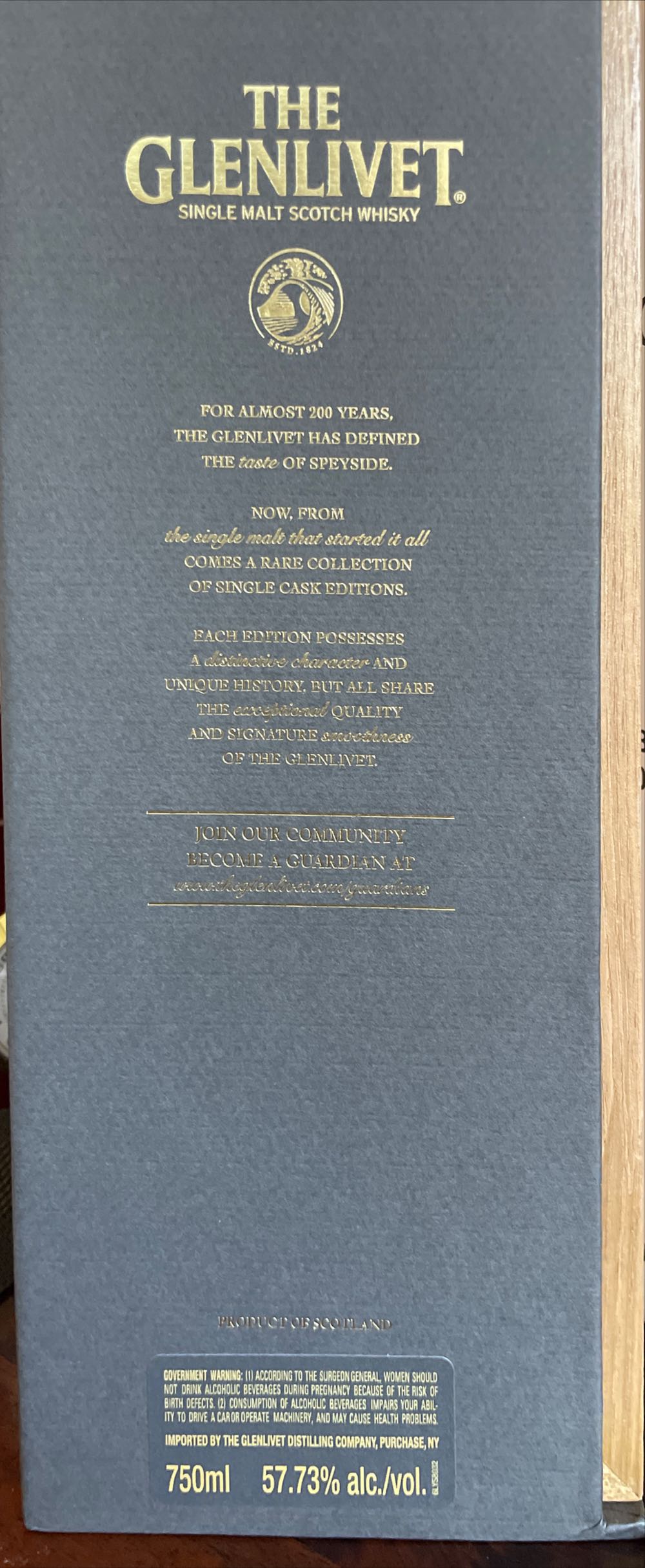 Glenlivet Pullman 20th Century - The Glenlivet Distillery (750 mL) alcohol collectible [Barcode 5000299612088] - Main Image 2