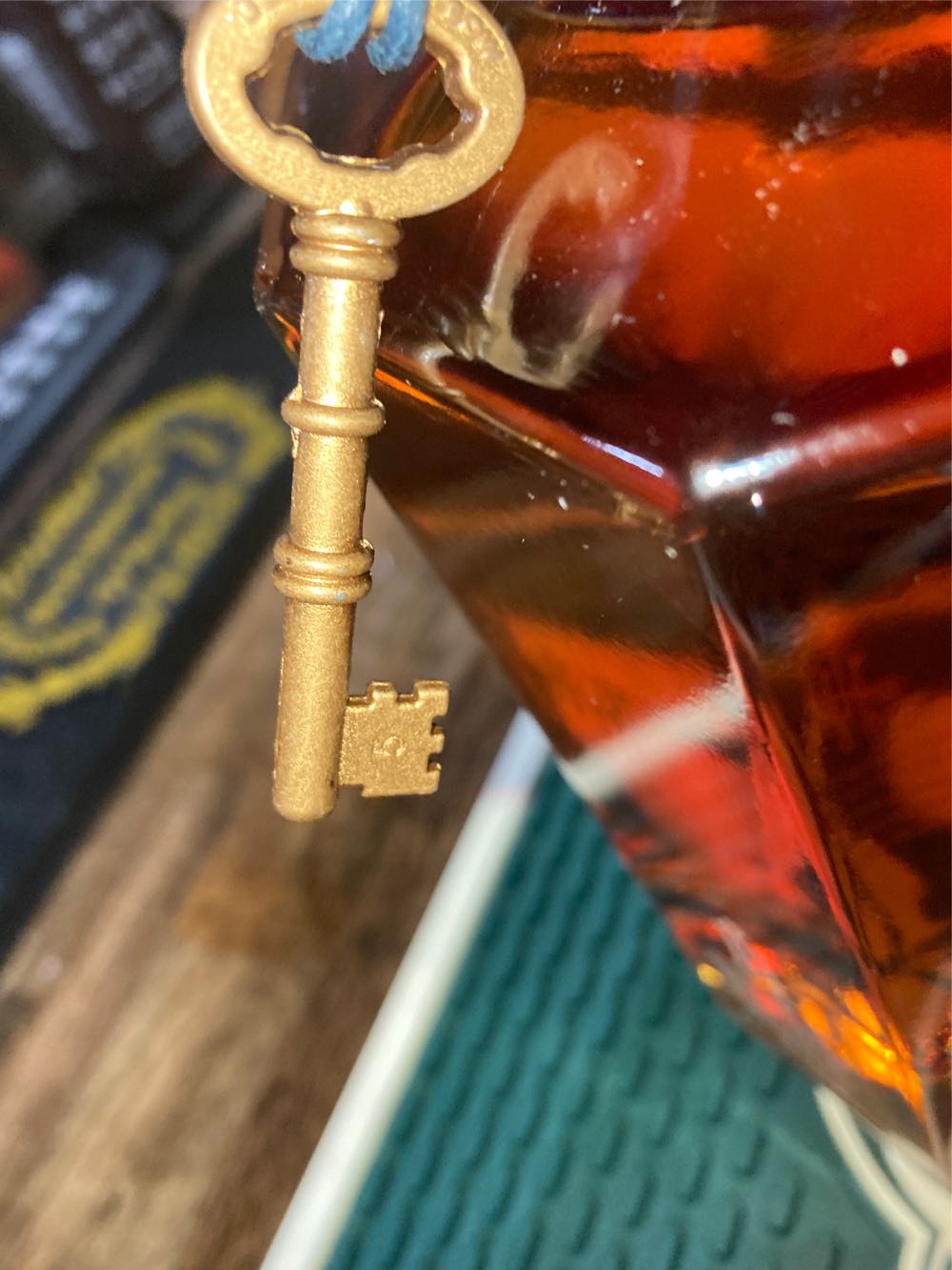 Blade and Bow “Key No 5” - Stitzel-Weller Distillery, Louisville, KY (750 mL) alcohol collectible [Barcode 082000004981] - Main Image 3