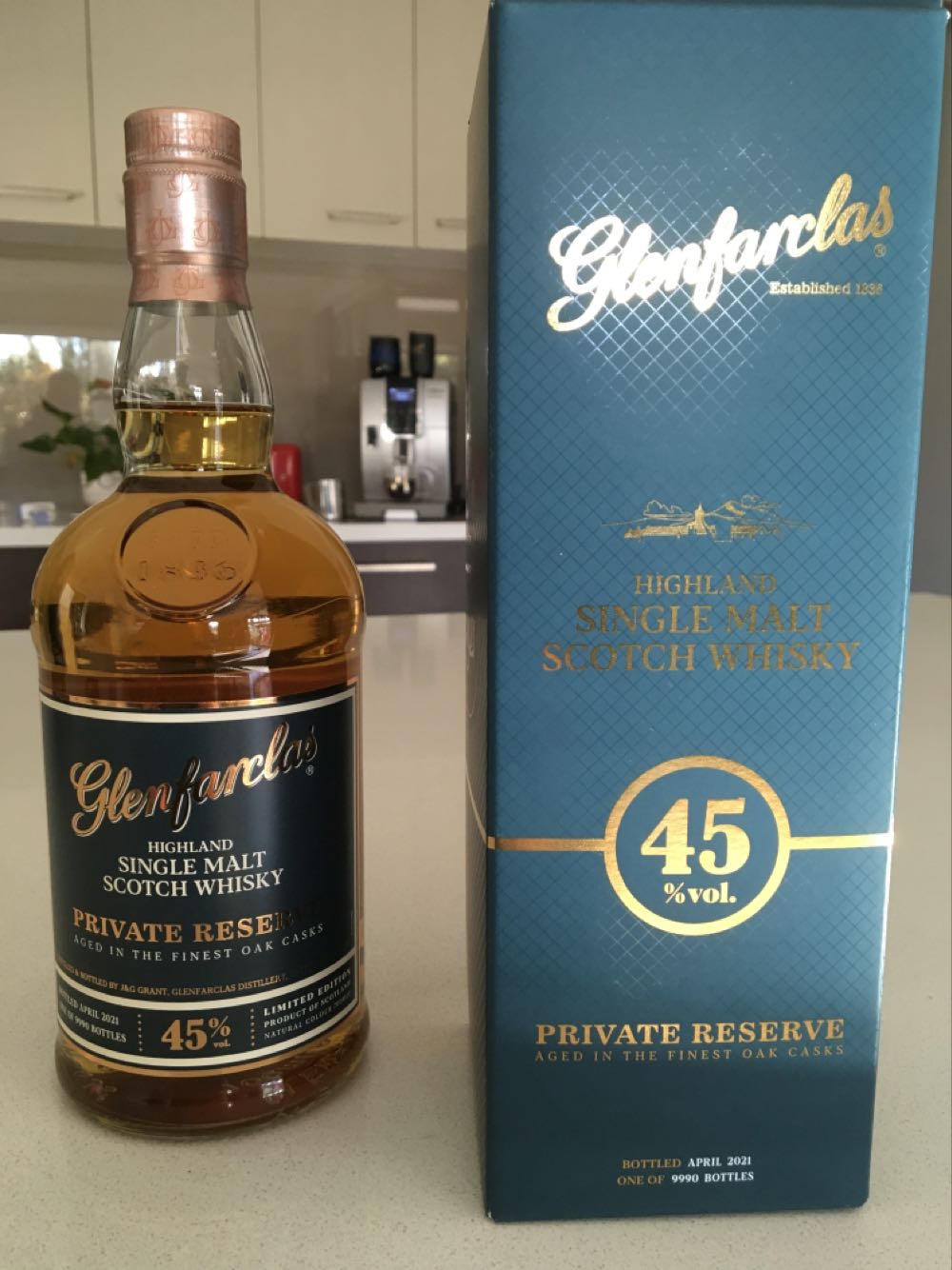 Glenfarclas Private Reserve Whisky  alcohol collectible [Barcode 5019066190063] - Main Image 2