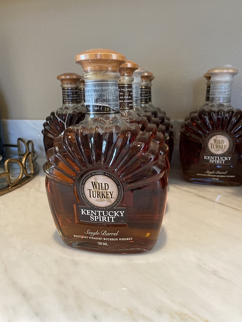 DECANTER : Tall Gold Medal