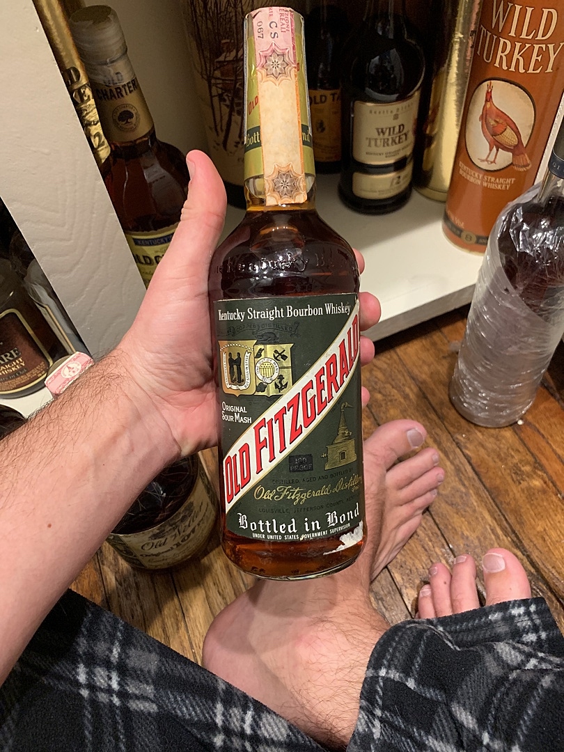 Mountain Dew Gingerbread Snap’d Limited Edition Soda Cola 20oz Bottle 4 Pack