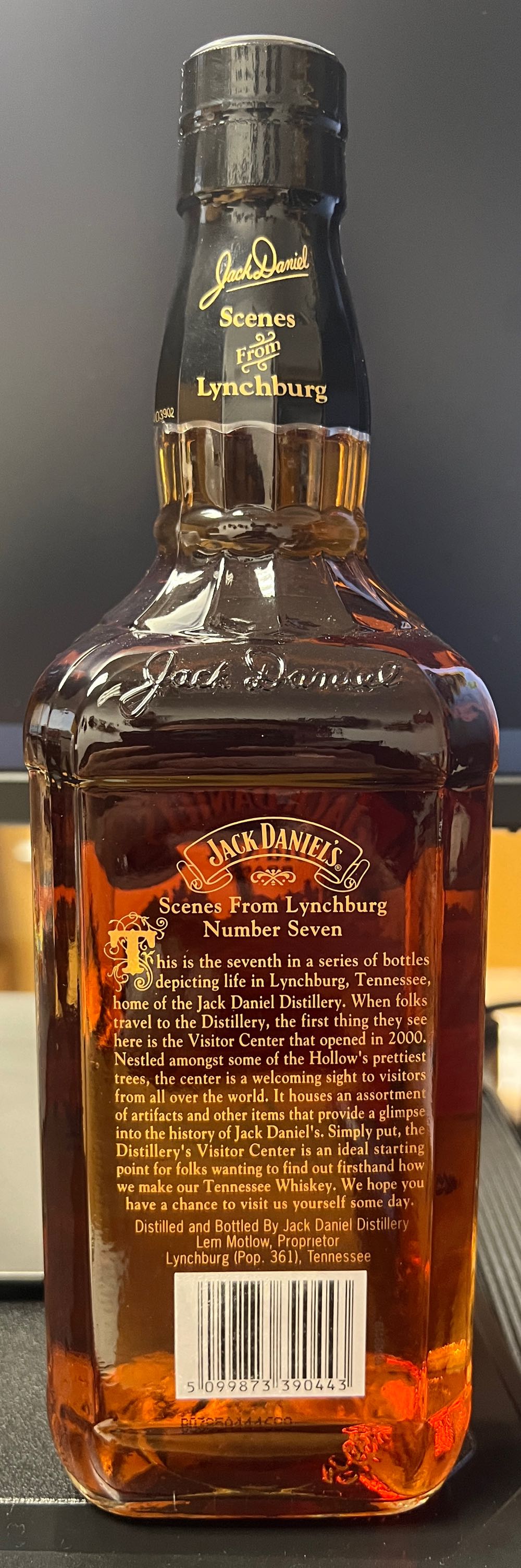 Scenes From Lynchburg #7_1L - Jack Daniel’s Distillery, Lynchburg, TN (1 L) alcohol collectible [Barcode 5099873390443] - Main Image 2