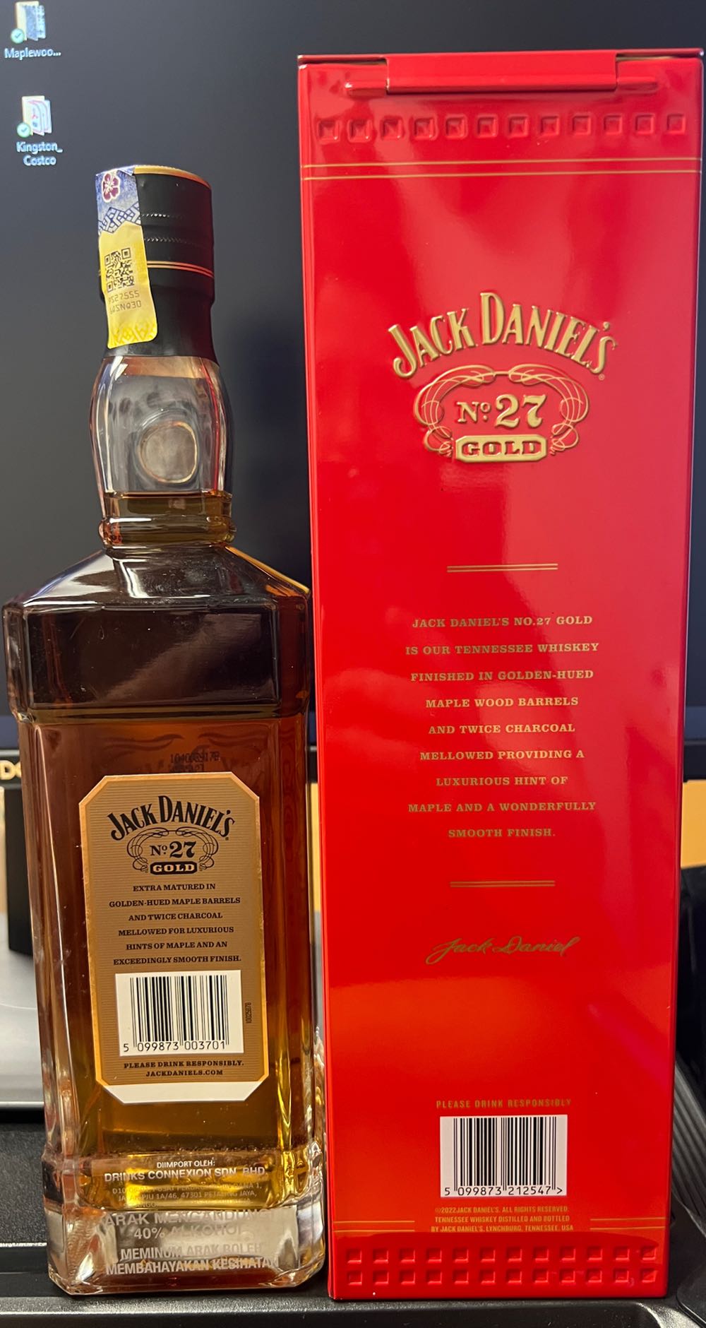No. 27 Gold - Year Of The Tiger 2022 - Jack Daniels’ Distillery (700 mL) alcohol collectible [Barcode 5099873003701] - Main Image 3