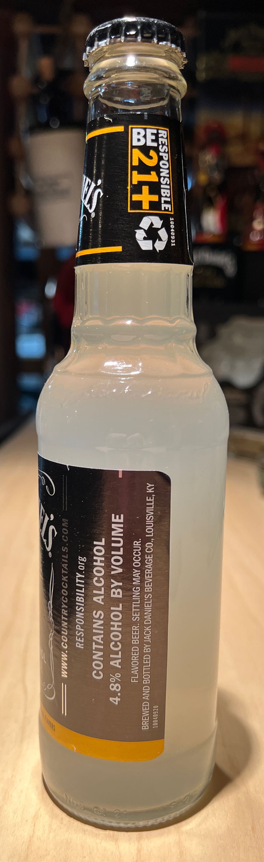 Southern Citrus - Jack Daniel’s Beverage Co. (10 FL OZ) alcohol collectible [Barcode 082184004166] - Main Image 2