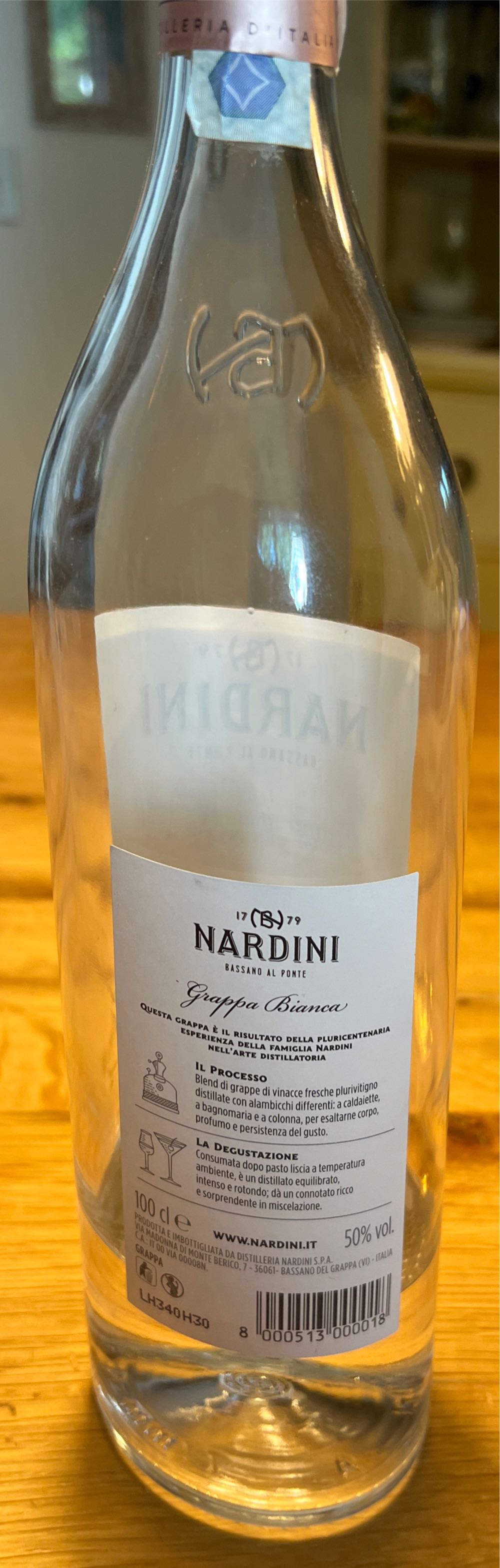 Grappa Nardini Grappa Bianca 1 50% - Nardini (750 mL) alcohol collectible [Barcode 8000513000018] - Main Image 2