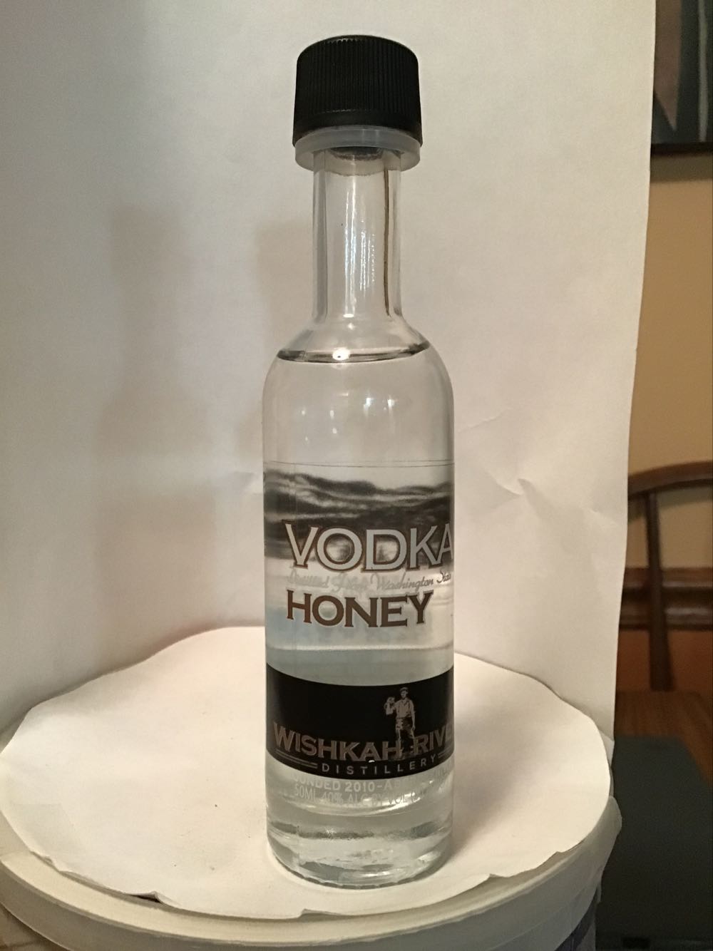 Honey Vodka - Wishkah River (50 mL) alcohol collectible [Barcode 721405570003] - Main Image 2