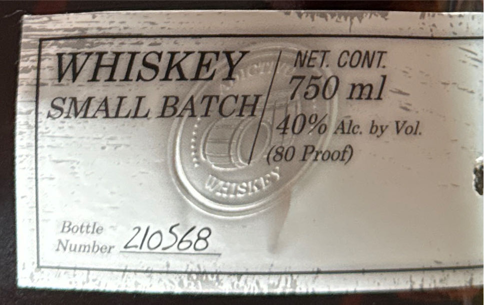 Adictivo Small Batch Whiskey 750ml - Vitro Tequileria S.A. De C.V. (750 mL) alcohol collectible [Barcode 7503029246105] - Main Image 3