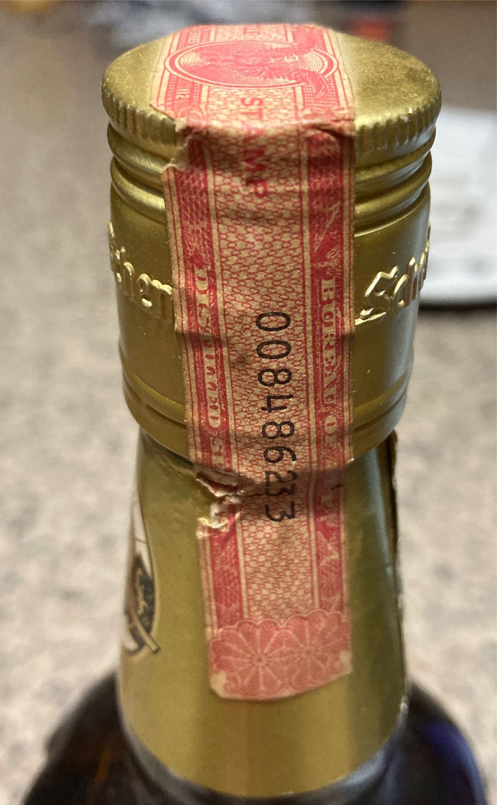 Schenley Reserve 80 Proof - Schenley Distillers (750 mL) alcohol collectible - Main Image 2