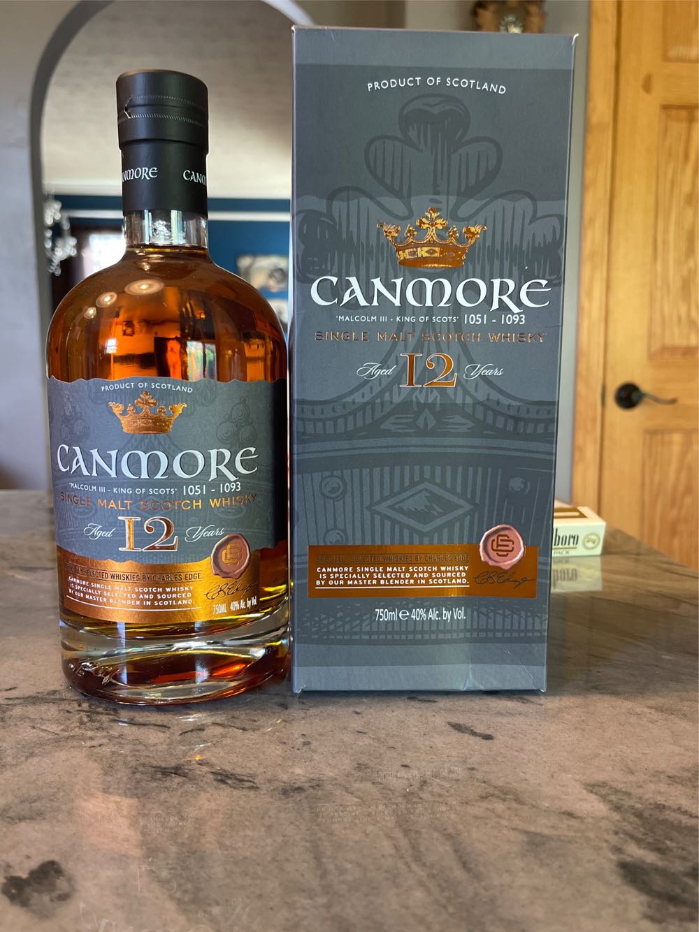 Canmore 12 Year Old  (750 mL) alcohol collectible [Barcode 8100386600596] - Main Image 3
