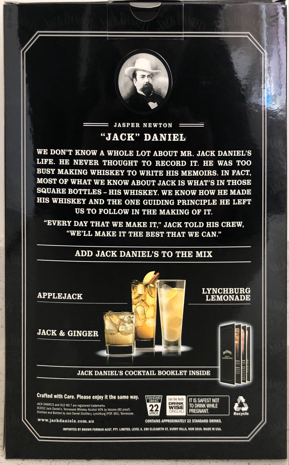 Jack Daniel’s Gift Set - Jack Daniel’s Distillery, Lynchburg, TN (700 mL) alcohol collectible [Barcode 9310733591203] - Main Image 2