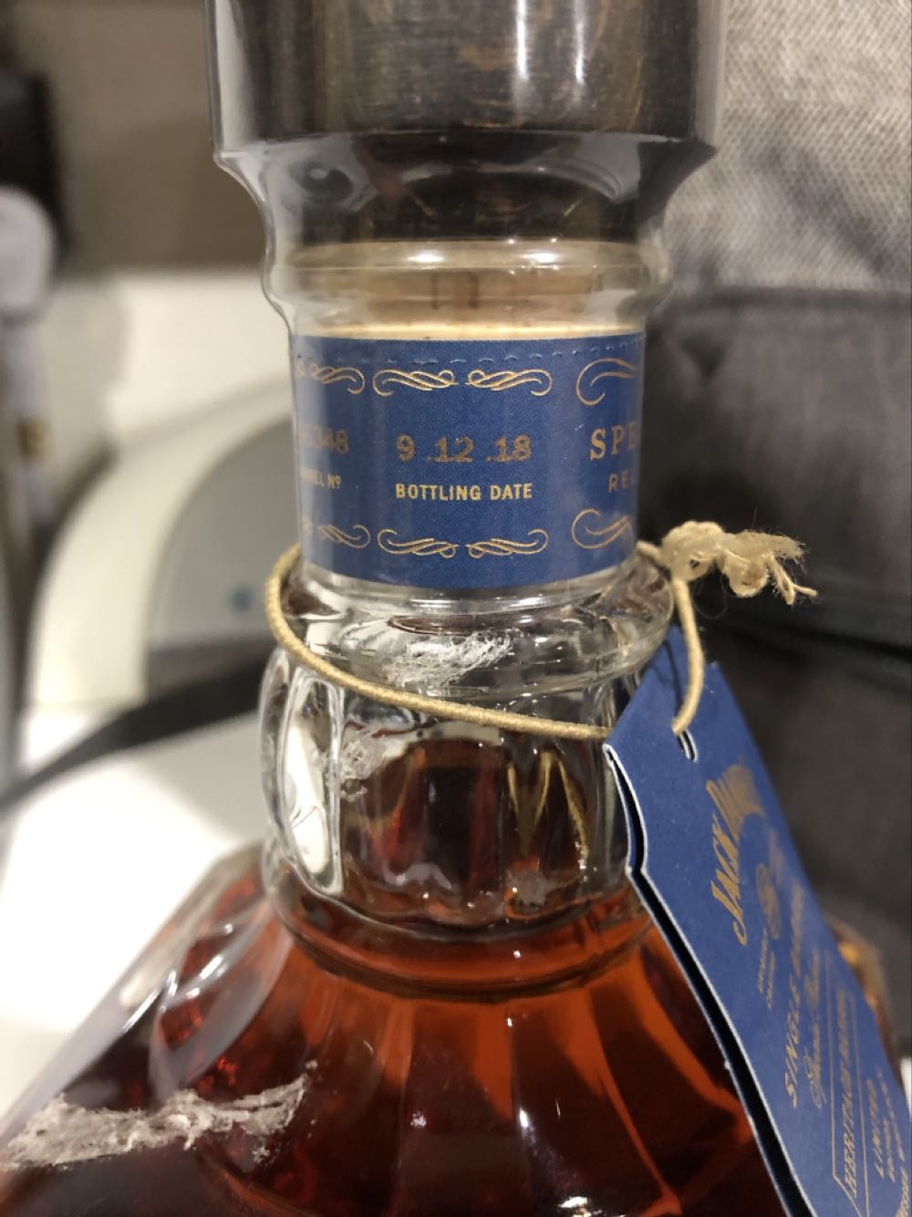 LIQUOR : Single Barrel Heritage  alcohol collectible - Main Image 2